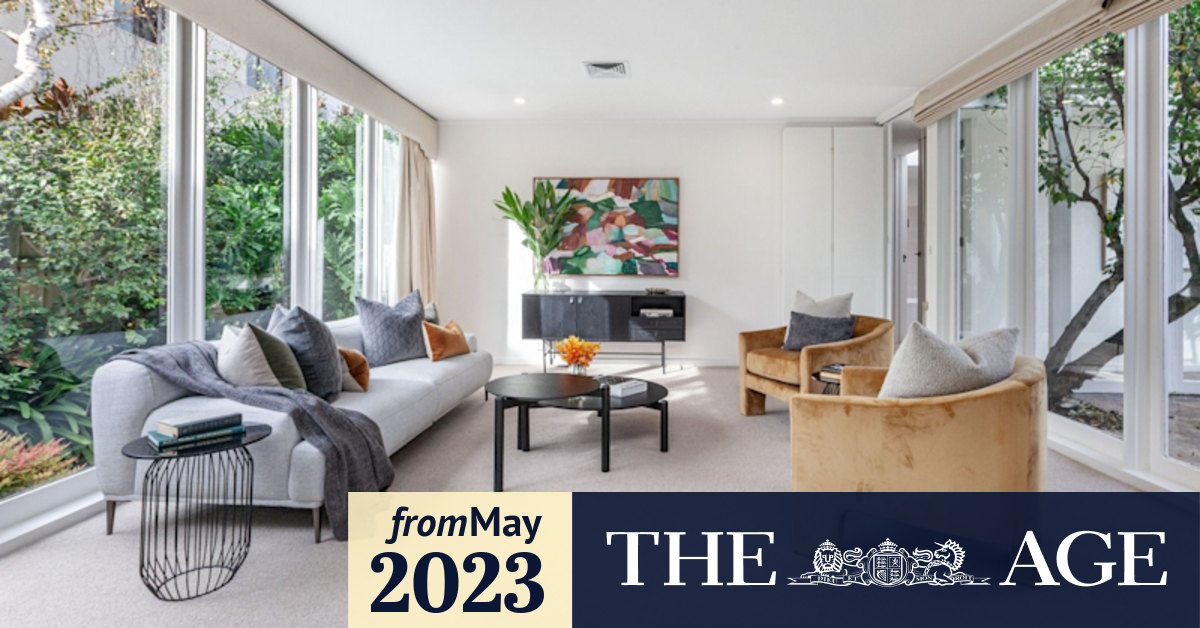 Melbourne auctions Investors splash 2.38 million on Armadale townhouse